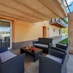 Apartament Giovi *